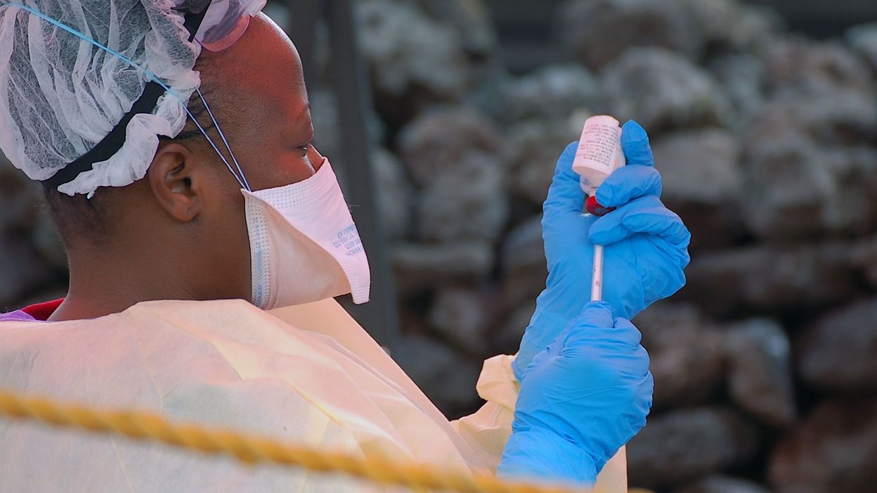 Ebola : l’UE autorise la commercialisation d’un deuxième vaccin