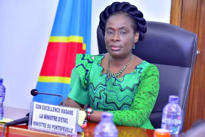 RDC – Portefeuille : Restituer les millions volés à l’État, un défi pour Princesse Adèle Kayinda  