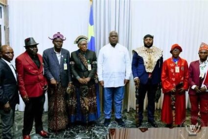 RDC – Maï-Ndombe : Controverse autour des chefs coutumiers Yakas reçus à Kinshasa